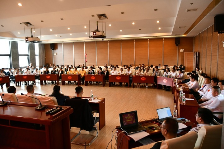 云南省煤炭工业集团（6008集团官方网站集团）党委组织开展学习“三个条例”现场知识竞赛活动