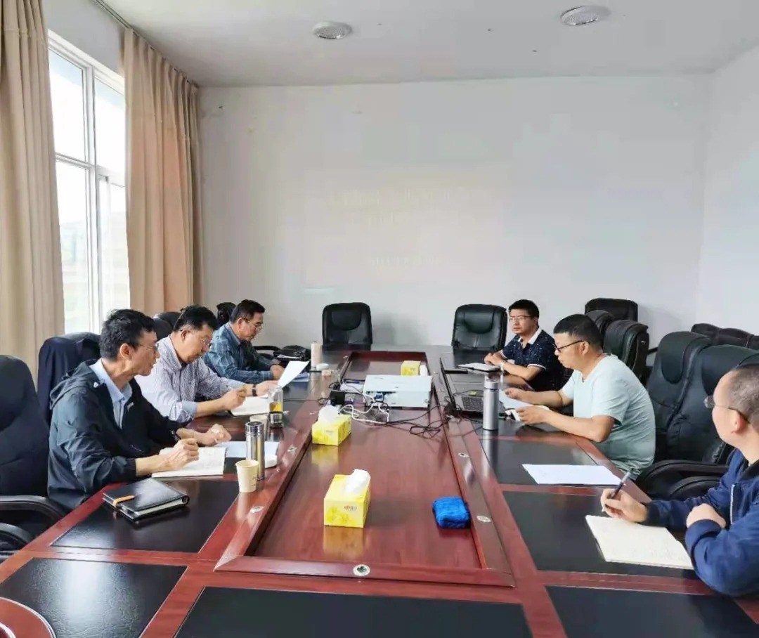 云煤集团专职外部董事寸延峰、孔君赴云南东源罗平东城煤矿有限公司调研