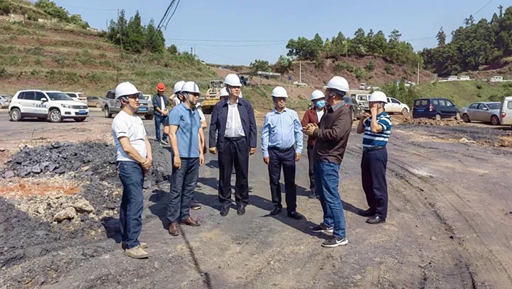 【简讯】罗平县委书记海建才到东城煤矿调研清静生产事情、陆东煤矿召开清静生产紧迫聚会、恩洪煤业团委寓目中国共青团建设100周年大会