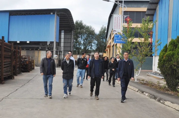 曲灸愿茉淳值匙槌稍薄、副局长龙光伟一行到陆东煤矿公司督导清静生产事情