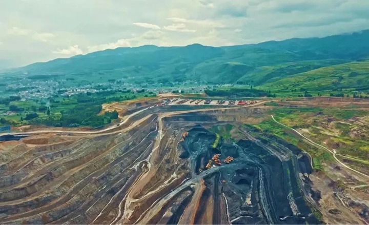 云煤集团：：：刷新行动浴火重生，，，继承煤炭兜底重任