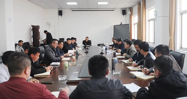 云煤（6008集团官方网站）集团党委副书记、、副董事长、、总司理高建嵩到陆东煤矿公司调研清静生产事情