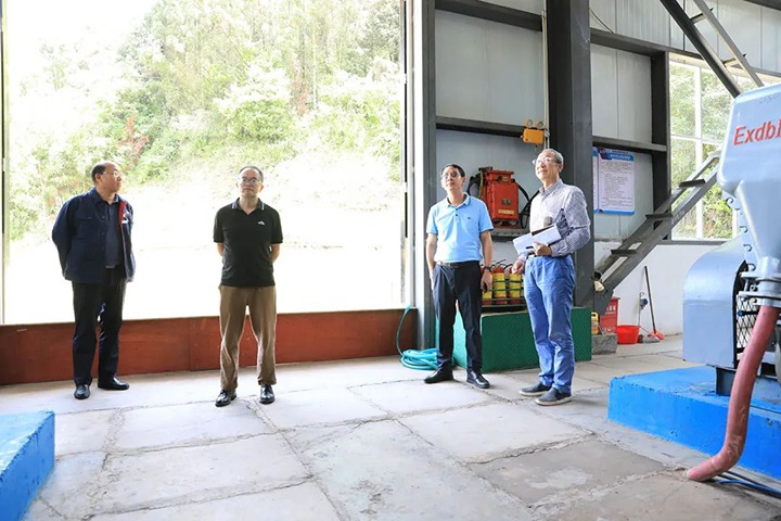 【主题教育】云煤（6008集团官方网站）集团党委委员、副总司理缪和星到团结煤业公司开展生产谋划治理调研