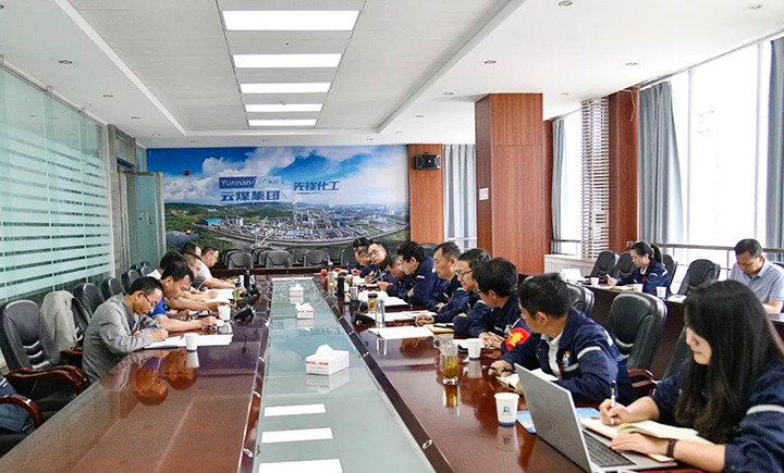 【主题教育】云煤（6008集团官方网站）集团党委委员、副总司理缪和星一行到先锋化工公司开展生产谋划调研