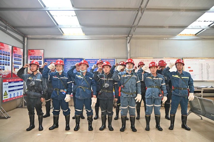 【聚焦云煤】云煤（6008集团官方网站）集团检查组到陆东煤矿公司开展清静专项检查情形