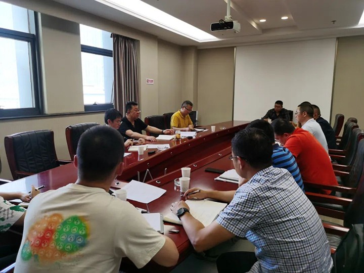 【下层调研】集团专职外部董事寸延峰到集团生产手艺部、谋划治理部和战略投资治理部调研指导事情