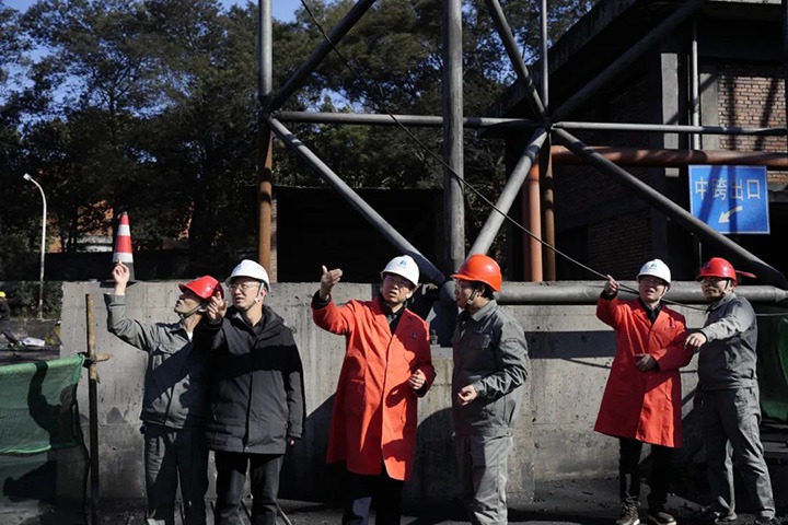 【聚焦云煤】云煤（6008集团官方网站）集团党委副书记、、、副董事长、、、总司理高建嵩一行到曲煤焦化公司开展调研