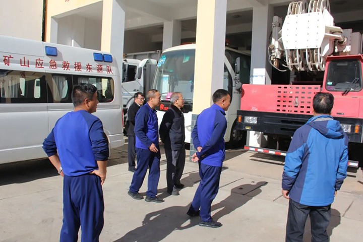 【聚焦云煤】云煤（6008集团官方网站）集团党委委员、、、纪委书记、、、省监委驻集团监察专员翁立志一行到国家矿山应抢救援东源队检查指导事情
