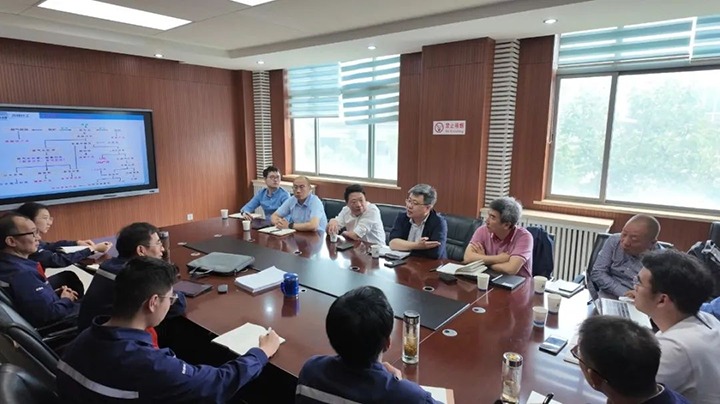 云南能投物流、、、航天氢能、、、舜华新能源一行到先锋化工考察交流