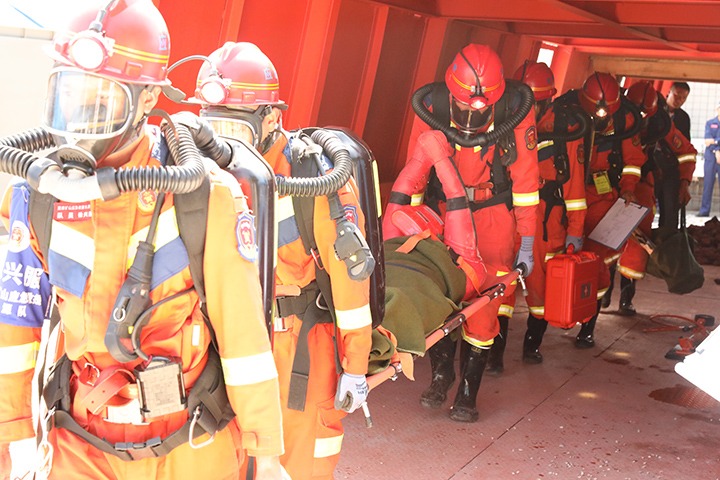 东源队“橙”风破浪创佳绩 斩获全省3桂冠、、、个人万能前6