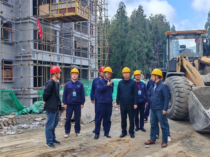 云煤集团副总司理杜昌华到四角地煤矿开展调研指导