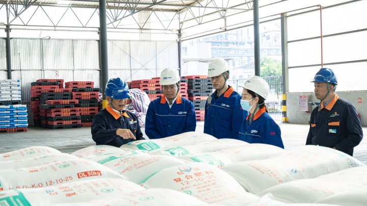 党建引领促生长，产融协同谱新篇——云南解化与云能资源开展党建联建活动